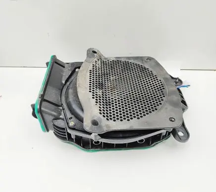 BMW 5 G30 G31 G38 Subwoofer speaker 5A5CB16 6801076