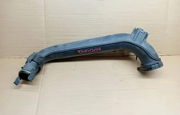 Skoda Kodiaq Intercooler hose/pipe 04E145673C
