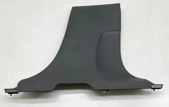 Volvo XC40 (B) pillar trim (bottom) 31457497