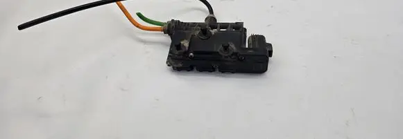 Land Rover Range Rover L322 Air suspension valve block RVH500060