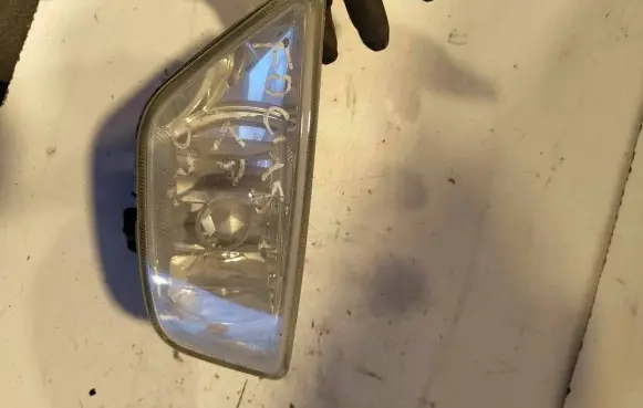 Ford Focus Front fog light 2M5115201AG