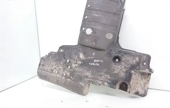 Toyota RAV 4 (XA30) Fuel tank bottom protection 7764142040