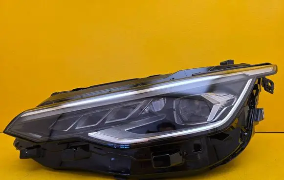Volkswagen Golf VIII Headlight/headlamp 5H1941035N 992941571AK