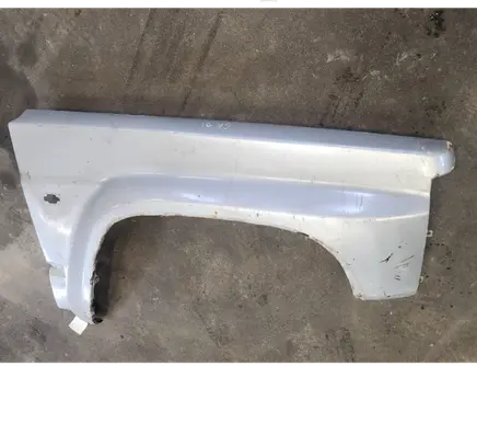 Nissan Patrol Y61 Fender
