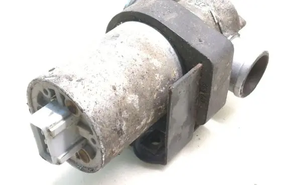 BMW 5 E39 Idle control valve (regulator) 0280140545 1744713