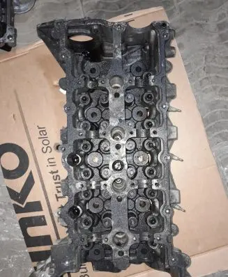 Nissan Qashqai Engine head M9203 414B12 1234403