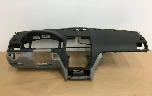 Mercedes-Benz C W204 Dashboard A20468037879F45 305669220A0 CEAA8811200327