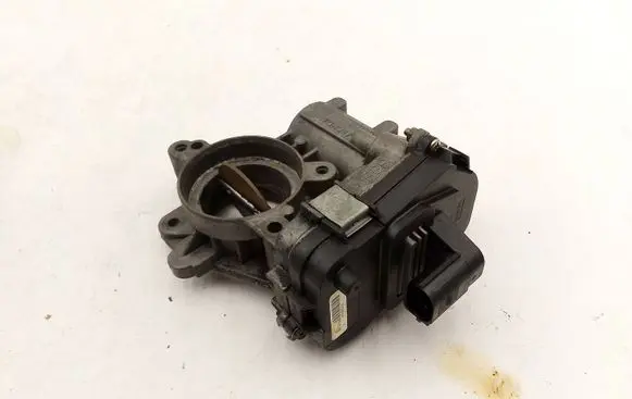 Opel Astra H Throttle valve 48CPD4