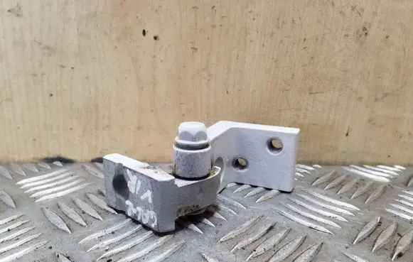Seat Leon (1P) Rear door upper hinge 5P0833401D