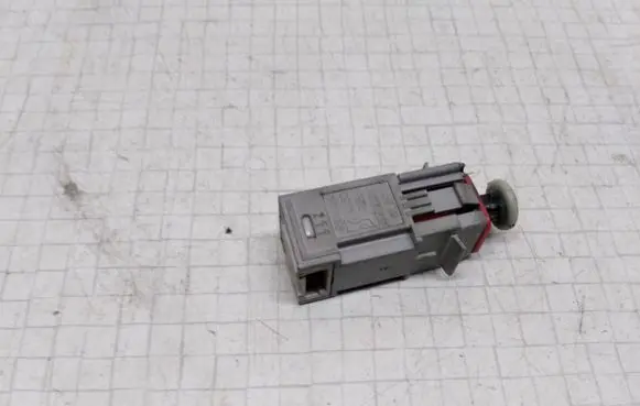 Clutch pedal sensor