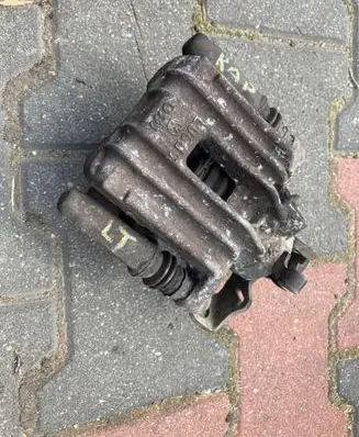 Rear brake caliper