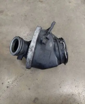 Mercedes-Benz C W204 Intake resonator A6460981007