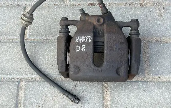 Renault Kangoo II Front brake caliper 410010823R