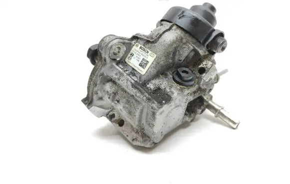 KIA Sportage Fuel injection high pressure pump 331002F600 0445010598