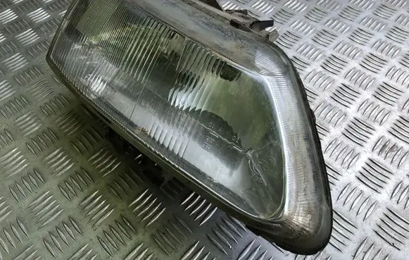 Renault Laguna I Headlight/headlamp 13996600