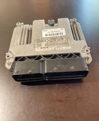 Audi A4 S4 B8 8K Engine control unit/module 03L906018JL 03L906018SK 0281019895