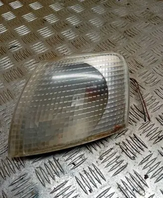 Volkswagen PASSAT B5 Front indicator light 4157 3B0953049C