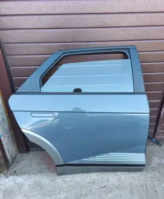 Hyundai Ioniq 5 Rear door 