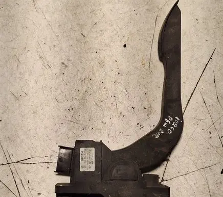 Iveco Daily 3rd gen Accelerator throttle pedal 0281002359 482100791 500344802