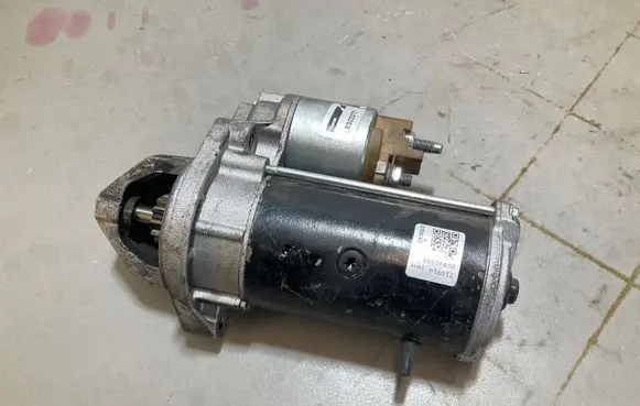 Mercedes-Benz Sprinter W906 Starter motor