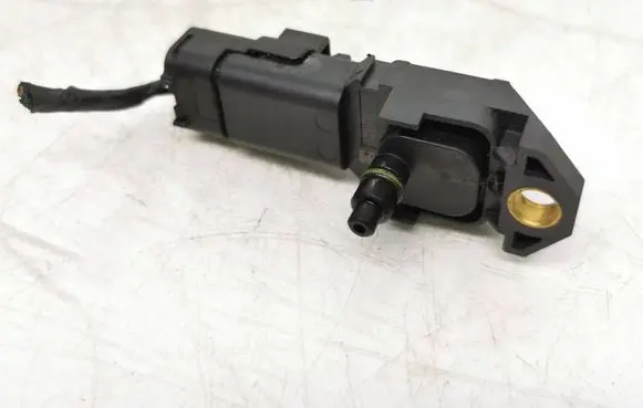 Ford Mondeo MK IV Air pressure sensor 6G9112T551AB 5WK9700