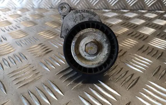 Citroen C5 Generator/alternator belt tensioner 9801875280