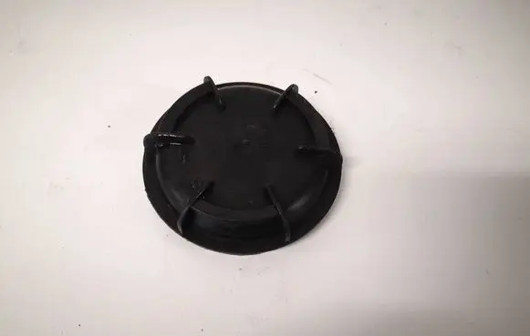 Ford Focus Headlight/headlamp dust cover c1368t2