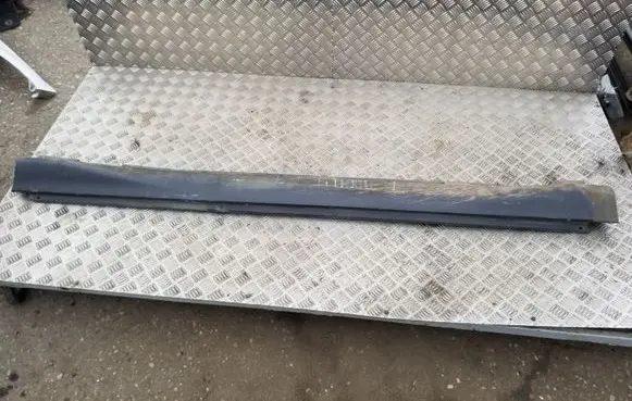 Lexus RX 330 - 350 - 400H Sill 75860
