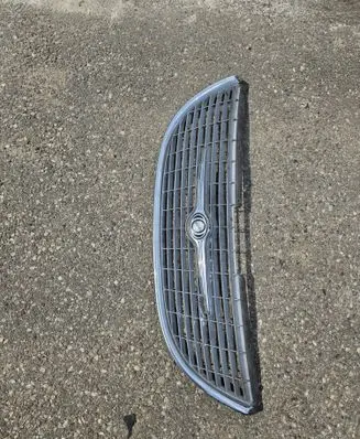 Chrysler Voyager Front bumper upper radiator grill 4857522AA 4857522