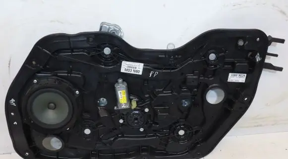 Hyundai Elantra Front window lifting mechanism without motor 824803X060