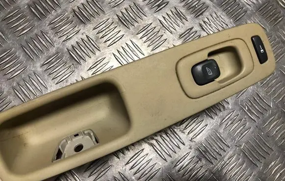 Volvo S60 Electric window control switch 9452941 99W51E M6P51200177