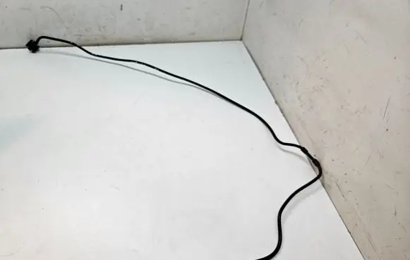 Peugeot 5008 II Engine coolant pipe/hose 9677186380