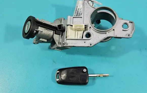 Opel Zafira B Ignition lock 11146G120B IMPRK1565495