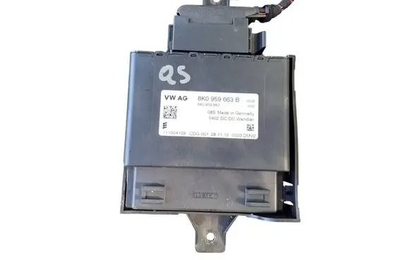 Audi Q5 SQ5 Voltage converter/converter module 8K0959663B 8K0959663 111004109