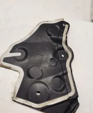 BMW 7 G11 G12 Heat shield in engine bay 7347027