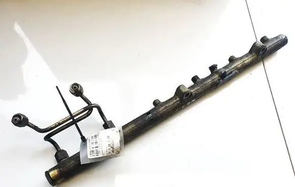 BMW 5 E39 Fuel main line pipe