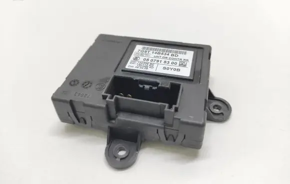Ford Mondeo MK IV Door control unit/module 7G9T14B534BD 0507918300