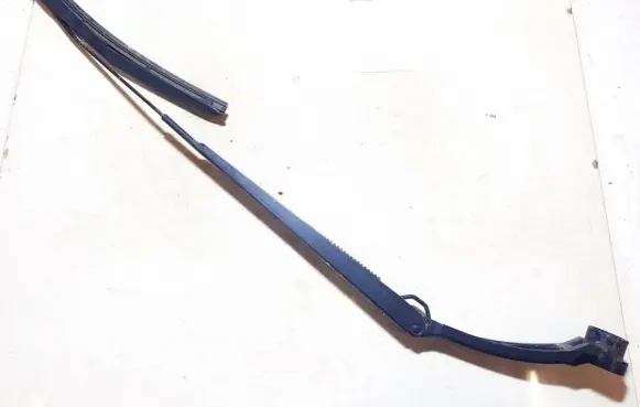 Subaru Outback Front wiper blade arm