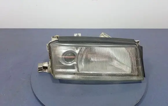Skoda Octavia Mk1 (1U) Headlight/headlamp 246086-00