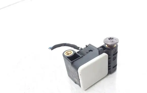 BMW 1 E81 E87 Airbag deployment crash/impact sensor 6911003 0285003900