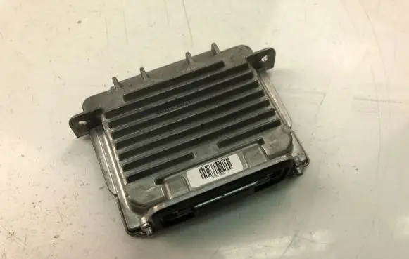 Jeep Grand Cherokee (WK) Xenon control unit/module 89089352