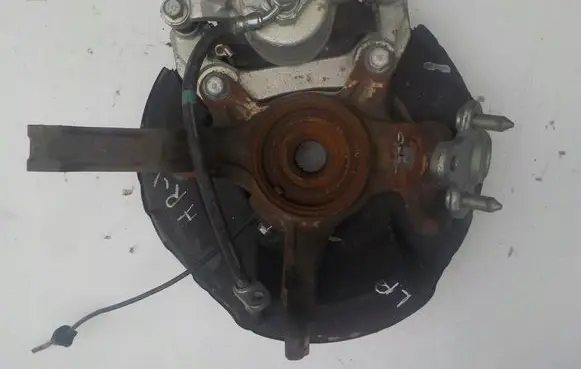 Honda HR-V Front wheel hub spindle knuckle 9u7777788
