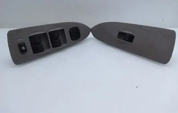 Mazda Premacy Electric window control switch CB0866350
