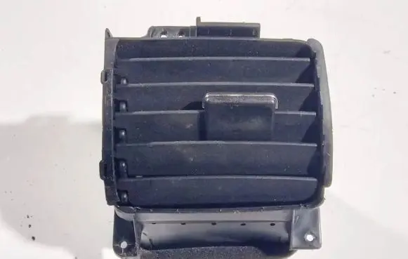 Honda CR-V Dash center air vent grill 77610swaa0 77610-swa-a0