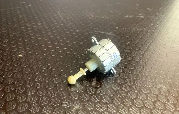 BMW X1 E84 Headlight level adjustment motor 89393200 10072010C 7046049