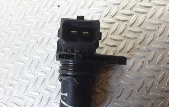 Camshaft position sensor