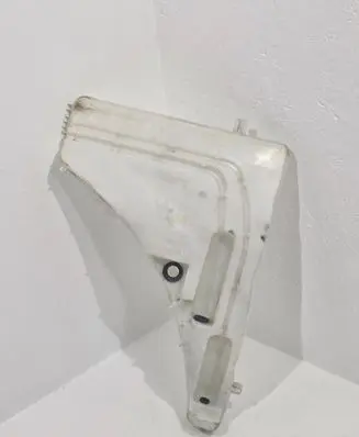 Bentley Bentayga Windshield washer fluid reservoir/tank 4M0955453C 4M0250