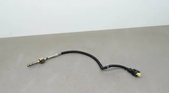 Mercedes-Benz GLC X253 C253 Oil temperature sensor A0009058904