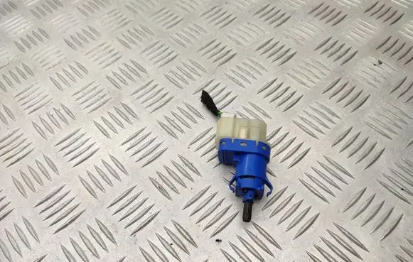 Iveco Daily 6th gen Brake pedal sensor switch 53378929