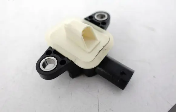 Volkswagen Polo V 6R Airbag deployment crash/impact sensor 4H0955557